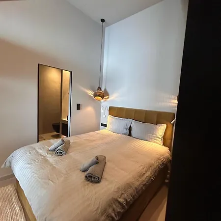 Elysian Shores Beachfront * Glyfa