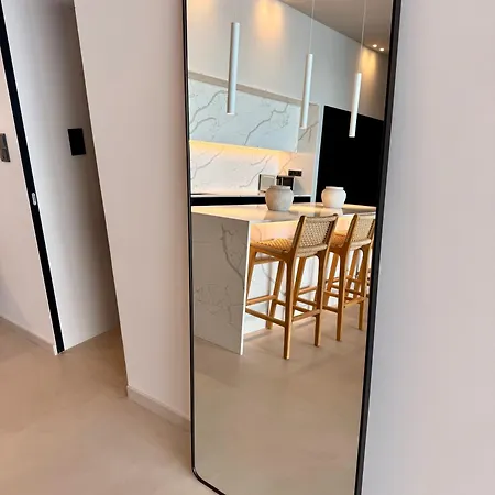 Elysian Shores Beachfront * Glyfa