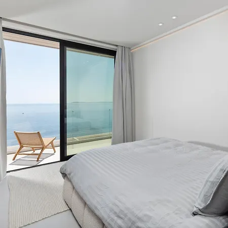 Elysian Shores Beachfront *