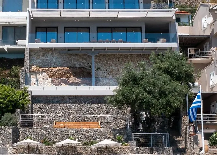 Villa Elysian Shores Beachfront