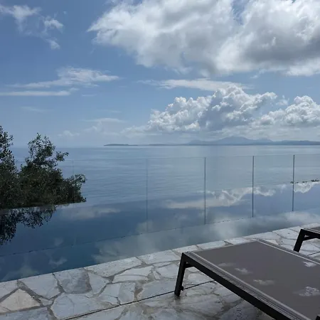 Villa Elysian Shores Beachfront