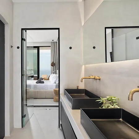 Elysian Shores Beachfront Villa Glyfa