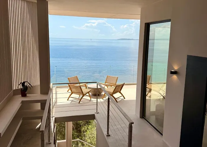 Elysian Shores Beachfront Villa Glyfa