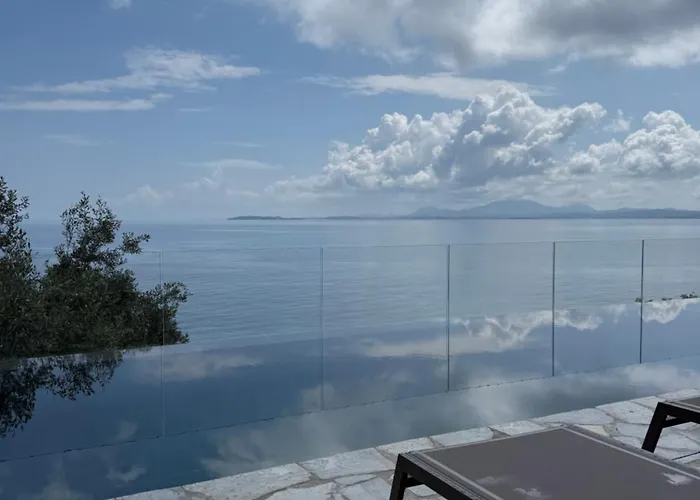Villa Elysian Shores Beachfront