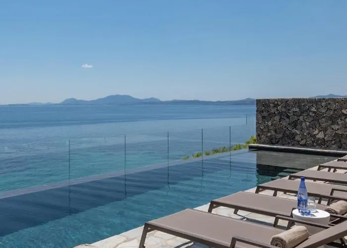 Elysian Shores Beachfront Villa *