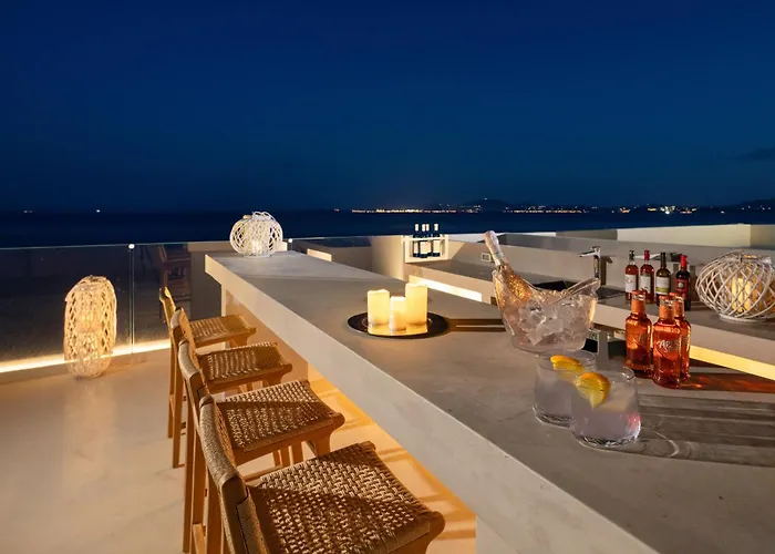 Villa Elysian Shores Beachfront *